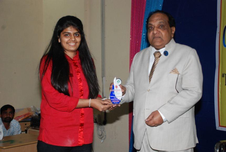 Smt BNB Swaminarayan Pharmacy College Vapi Gallery photo 7